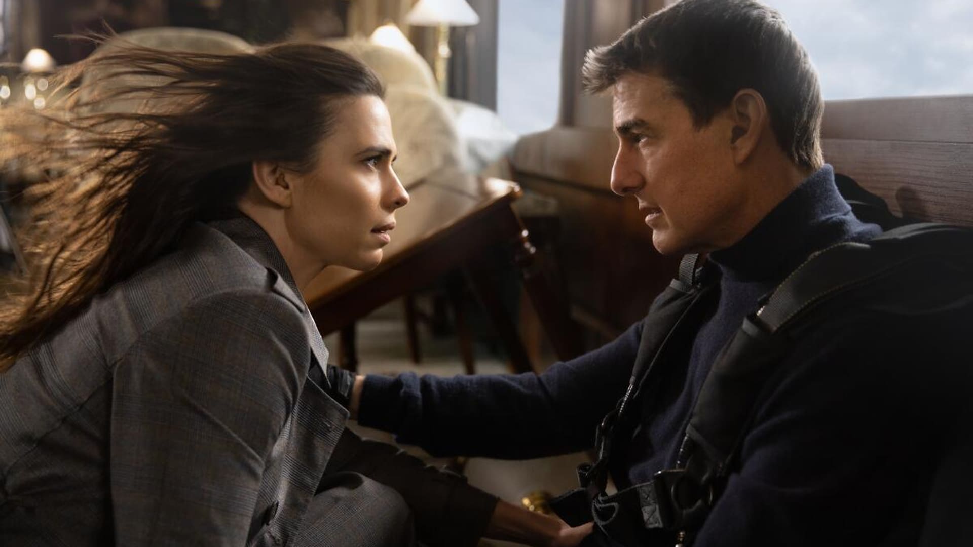 Hayley Atwell y Tom Cruise en Misión: imposible